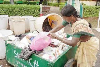 Sanitary napkin, kids diapers you throw in the trash? Watch this video, you will feel ashamed! | सॅनिटरी नॅपकिन, मुलांचे डायपर तुम्ही कचऱ्यात फेकता? हा व्हीडीओ पहा, स्वत:ची लाजच वाटेल! Sanitary napkin, kids diapers you throw in the trash? Watch this video, you will feel ashamed! | सॅनिटरी नॅपकिन, मुलांचे डायपर तुम्ही कचऱ्यात फेकता? हा व्हीडीओ पहा, स्वत:ची लाजच वाटेल!