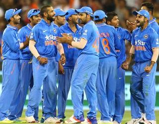 India's squad for Champions Trophy, Rohit Sharma, Shami's comeback | चॅम्पियन्स ट्रॉफीसाठी भारतीय संघ जाहीर,रोहित शर्मा, शामीचे पुनरागमन India's squad for Champions Trophy, Rohit Sharma, Shami's comeback | चॅम्पियन्स ट्रॉफीसाठी भारतीय संघ जाहीर,रोहित शर्मा, शामीचे पुनरागमन