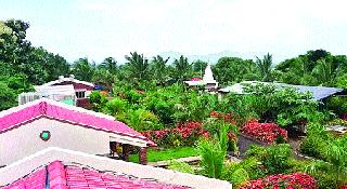 Agrarian Tourism | पाऊण लाख वृक्षांनी बहरलं ‘कृषी पर्यटन’ Agrarian Tourism | पाऊण लाख वृक्षांनी बहरलं ‘कृषी पर्यटन’