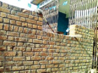 Undivided construction from MLA fund | आमदार निधीतून अर्धवट बांधकाम Undivided construction from MLA fund | आमदार निधीतून अर्धवट बांधकाम