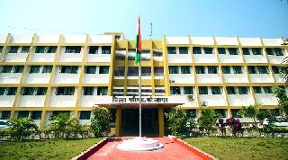 35 leak buildings waiting for repair | ३५ गळक्या शाळा दुरुस्तीच्या प्रतीक्षेत 35 leak buildings waiting for repair | ३५ गळक्या शाळा दुरुस्तीच्या प्रतीक्षेत