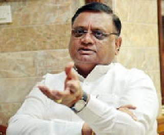 Take a tough decision in Nagpur | नागपुरात कठोर निर्णय घेऊ Take a tough decision in Nagpur | नागपुरात कठोर निर्णय घेऊ