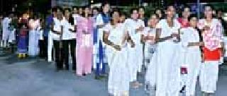 Condall March: | कँडल मार्च :