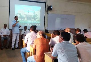 GST tax system is beneficial for all: Kirkkumar Salaoke | जीएसटी करप्रणाली सर्वांनाच लाभदायक : किरणकुमार साळोखे GST tax system is beneficial for all: Kirkkumar Salaoke | जीएसटी करप्रणाली सर्वांनाच लाभदायक : किरणकुमार साळोखे