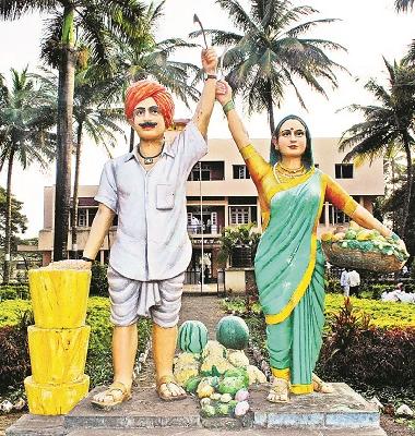 Controversial land deals in the cancellation | उमदीतील वादग्रस्त जमीन व्यवहार रद्द