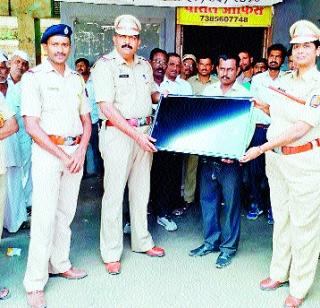 CCTV in 19 villages | १९ गावांमध्ये बसणार सीसीटीव्ही CCTV in 19 villages | १९ गावांमध्ये बसणार सीसीटीव्ही