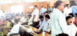 Guruji's school on Sunday: | रविवारी भरली गुरुजींची शाळा :