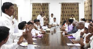 The farmers of Nutrients will get the money on June 5 | ‘न्यूट्रीयन्टस’ च्या शेतकऱ्यांना ५ जूनला पैसे मिळणार The farmers of Nutrients will get the money on June 5 | ‘न्यूट्रीयन्टस’ च्या शेतकऱ्यांना ५ जूनला पैसे मिळणार