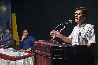 Shoppers should adopt an independent approach: Avinash Subhadar | रास्तभाव धान्य दुकानदारांनी नवतंत्रज्ञान आत्मसात करावे : अविनाश सुभेदार