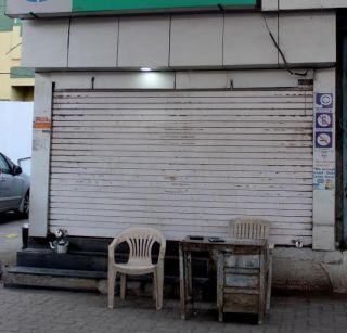 Rascal cashier's racket | ‘रॅन्समवेअर’च्या धास्तीने भुसावळकर कॅशलेस Rascal cashier's racket | ‘रॅन्समवेअर’च्या धास्तीने भुसावळकर कॅशलेस