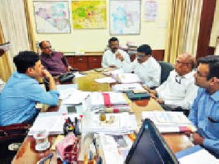 Ten percent of the seats are mandatory for the poor in charitable hospitals | धर्मादाय रुग्णालयांमध्ये गरिबांसाठी १० टक्के जागा बंधनकारक Ten percent of the seats are mandatory for the poor in charitable hospitals | धर्मादाय रुग्णालयांमध्ये गरिबांसाठी १० टक्के जागा बंधनकारक