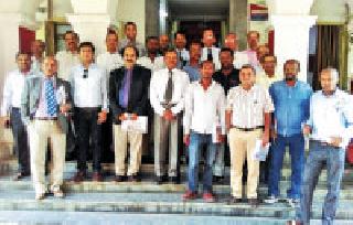 Attendance of Textile delegation to Government Polytechnic | वस्त्रोद्योग शिष्टमंडळाची शासकीय तंत्रनिकेतनला भेट Attendance of Textile delegation to Government Polytechnic | वस्त्रोद्योग शिष्टमंडळाची शासकीय तंत्रनिकेतनला भेट