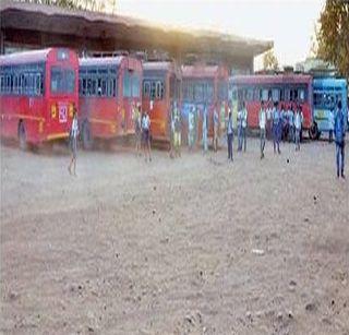 Chalisgaon bus station will be put in place | चाळीसगाव बसस्थानक टाकणार कात Chalisgaon bus station will be put in place | चाळीसगाव बसस्थानक टाकणार कात