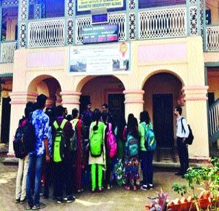 Journals 'manual to digital' journey | वेधशाळेचा ‘मॅन्युअल टू डिजिटल’ प्रवास Journals 'manual to digital' journey | वेधशाळेचा ‘मॅन्युअल टू डिजिटल’ प्रवास