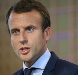 In the McRion Cabinet, half posts are given to women | मॅक्रॉन मंत्रिमंडळात निम्मी पदे महिलांकडे In the McRion Cabinet, half posts are given to women | मॅक्रॉन मंत्रिमंडळात निम्मी पदे महिलांकडे