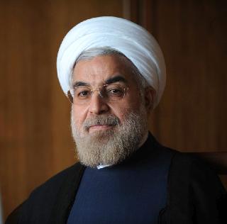 Hassan Rohani leads the country's presidential election in Iran | इराणमध्ये राष्ट्राध्यक्ष निवडणुकीत हसन रुहानी आघाडीवर Hassan Rohani leads the country's presidential election in Iran | इराणमध्ये राष्ट्राध्यक्ष निवडणुकीत हसन रुहानी आघाडीवर