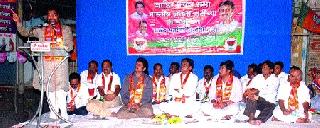 Give BJP power, development will be done | भाजपला सत्ता द्या, विकास घडवू Give BJP power, development will be done | भाजपला सत्ता द्या, विकास घडवू