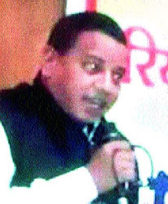 The society should take the initiative against terrorism | दहशतवादविरोधात समाजाने पुढाकार घ्यावा