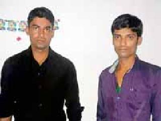 Kanhaiya Jewelers robber robbery arrested in Gondiya | कन्हानचे ज्वेलर्स लुटणारे दरोडेखोर गोंदियात अटक Kanhaiya Jewelers robber robbery arrested in Gondiya | कन्हानचे ज्वेलर्स लुटणारे दरोडेखोर गोंदियात अटक