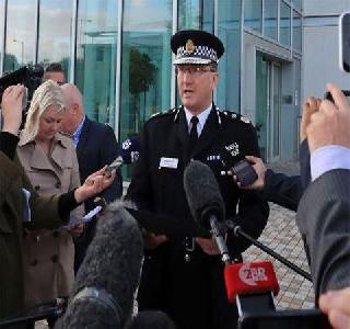 Manchester attack: The attacker was the only one, used for blasts | मँचेस्टर हल्ला : एकटाच होता हल्लेखोर, स्फोटासाठी आयइडीचा केला वापर Manchester attack: The attacker was the only one, used for blasts | मँचेस्टर हल्ला : एकटाच होता हल्लेखोर, स्फोटासाठी आयइडीचा केला वापर