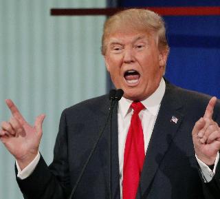 Donald Trump rocks Pakistan | डोनाल्ड ट्रम्प यांचा पाकिस्तानला जबर दणका