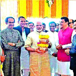 'Lotus' in the hands of Raje .. But 'After a year'! | राजेंच्या हातात ‘कमळ’.. पण ‘देढ साल बाद’!