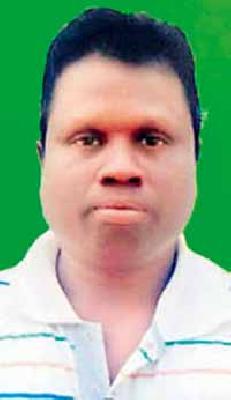 Tribal youth sculpture out of the country | आदिवासी युवकाची शिल्पकला देशाबाहेर Tribal youth sculpture out of the country | आदिवासी युवकाची शिल्पकला देशाबाहेर