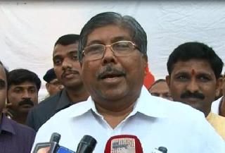 There is no possibility of mid-term: Chandrakant Dada Patil | मध्यावधीची शक्यता नाही : चंद्रकांतदादा पाटील There is no possibility of mid-term: Chandrakant Dada Patil | मध्यावधीची शक्यता नाही : चंद्रकांतदादा पाटील