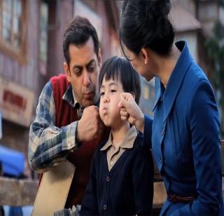 Video: See Salman's cute guess! | Video: पाहा सलमानचा क्यूट अंदाज ! Video: See Salman's cute guess! | Video: पाहा सलमानचा क्यूट अंदाज !