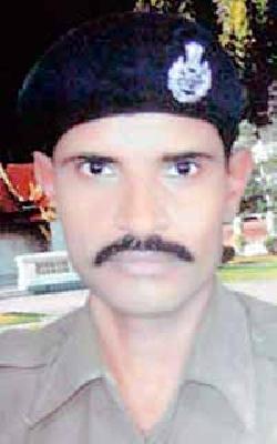 Two murders in the district on the same day | जिल्ह्यात एकाच दिवशी दोन खून Two murders in the district on the same day | जिल्ह्यात एकाच दिवशी दोन खून