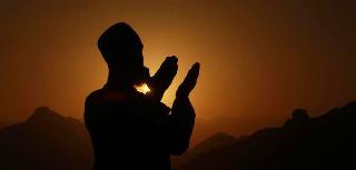 Ramazan's first 'Rosa' on Sunday | रविवारी रमजानचा पहिला ‘रोजा’ Ramazan's first 'Rosa' on Sunday | रविवारी रमजानचा पहिला ‘रोजा’