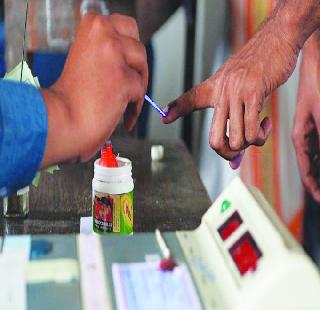 To protect the fort of the MLA Cordillene, the battle to win the fort of Gadkari | आमदार कर्डिलेंची गड राखण्यासाठी तर गाडेंची गड जिंकण्यासाठी लढाई To protect the fort of the MLA Cordillene, the battle to win the fort of Gadkari | आमदार कर्डिलेंची गड राखण्यासाठी तर गाडेंची गड जिंकण्यासाठी लढाई