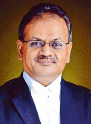 Rohit Dev, Bharti Dangre, Manish Brat, Justice | रोहित देव, भारती डांगरे, मनीष पितळे न्यायमूर्ती