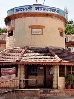 The ghost of 'Hydraulic Auto' at Manpute's Managuti | मनपाच्या मानगुटीवर ‘हायड्रोलिक आॅटो’चे भूत The ghost of 'Hydraulic Auto' at Manpute's Managuti | मनपाच्या मानगुटीवर ‘हायड्रोलिक आॅटो’चे भूत