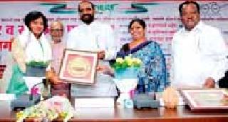 Hygiene sponsored by Municipal Corporation meaningful proud | स्वच्छतेबाबत पुरस्कृत महापालिकेचा सार्थ अभिमान Hygiene sponsored by Municipal Corporation meaningful proud | स्वच्छतेबाबत पुरस्कृत महापालिकेचा सार्थ अभिमान