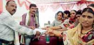 Women's Elgar | दारूबंदीसाठी महिलांचा ‘एल्गार’ Women's Elgar | दारूबंदीसाठी महिलांचा ‘एल्गार’