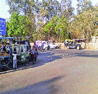 Food prices have increased | खाद्यपदार्थांच्या गाड्या वाढल्या Food prices have increased | खाद्यपदार्थांच्या गाड्या वाढल्या