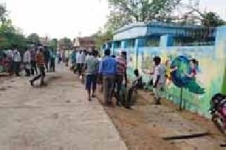 Sharmadan stayed at Rajgad for 17 years | १७ वर्षांपासून राजगड येथे अविरत श्रमदान