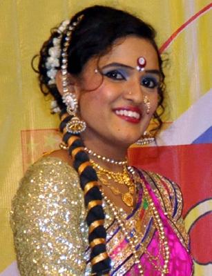 Suicidal rougeani has 78 percent marks | आत्महत्या केलेल्या रागिणीला ७८ टक्के गुण Suicidal rougeani has 78 percent marks | आत्महत्या केलेल्या रागिणीला ७८ टक्के गुण