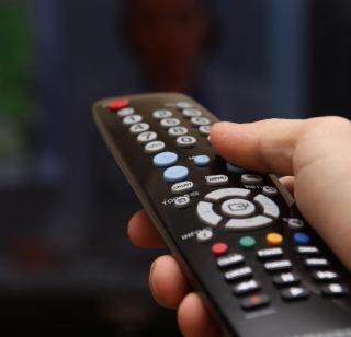 13-year-old Chimrudi committed suicide due to not giving a TV remote to her brother | भावाने टीव्ही रिमोट दिला नाही म्हणून 13 वर्षीय चिमुरडीची आत्महत्या 13-year-old Chimrudi committed suicide due to not giving a TV remote to her brother | भावाने टीव्ही रिमोट दिला नाही म्हणून 13 वर्षीय चिमुरडीची आत्महत्या