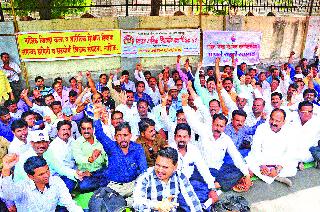 Semantic Festivals of Artists | कलाशिक्षकांचे लाक्षणिक उपोषण Semantic Festivals of Artists | कलाशिक्षकांचे लाक्षणिक उपोषण