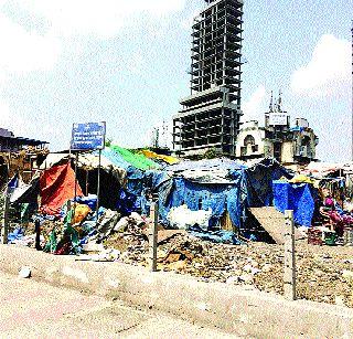 Administration failures to remove encroachments | अतिक्रमण हटवण्यात प्रशासन अपयशी