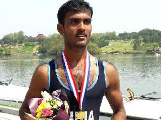 Olympian Dattu Bhokanal passed 12th standard | आॅलिम्पिकपटू दत्तू भोकनळ बारावी उत्तीर्ण Olympian Dattu Bhokanal passed 12th standard | आॅलिम्पिकपटू दत्तू भोकनळ बारावी उत्तीर्ण