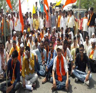 Farmer's debt relief in Shiv Sena's Bhagwat week | शिवसेनेच्या भगव्या सप्ताहात शेतकरी कजर्मुक्तीचा नारा Farmer's debt relief in Shiv Sena's Bhagwat week | शिवसेनेच्या भगव्या सप्ताहात शेतकरी कजर्मुक्तीचा नारा