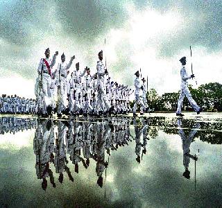 NDA's disciplined celebrated convocation ceremony | एनडीएचा शिस्तबद्ध दिमाखदार दीक्षांत सोहळा NDA's disciplined celebrated convocation ceremony | एनडीएचा शिस्तबद्ध दिमाखदार दीक्षांत सोहळा