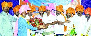 Ram Shinde's dome is the top in the state | राम शिंदे यांचे कबुतर राज्यात अव्वल Ram Shinde's dome is the top in the state | राम शिंदे यांचे कबुतर राज्यात अव्वल