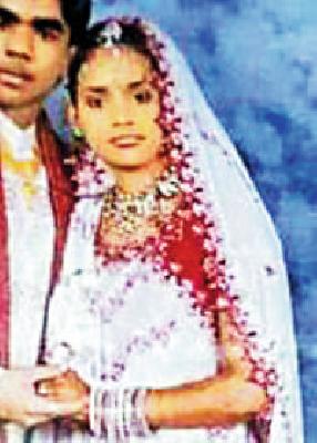 Harmful murder by wife | हातोड्याने वार करून पत्नीची हत्या