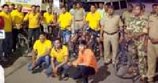 With the JCI in the police patrol | पोलिसांच्या गस्तीला जेसीआयची साथ With the JCI in the police patrol | पोलिसांच्या गस्तीला जेसीआयची साथ