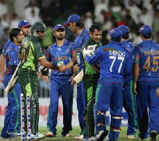 Afghanistan bans cricket ban on Pakistan | अफगाणिस्तानने पाकिस्तानवर घातली क्रिकेट बंदी Afghanistan bans cricket ban on Pakistan | अफगाणिस्तानने पाकिस्तानवर घातली क्रिकेट बंदी