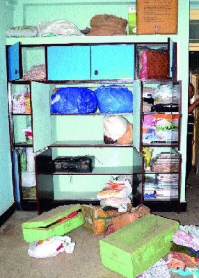 'Chandni-Baiyan' gang of people in Kolhapur! | कोल्हापुरात ‘चड्डी-बनियन’ गँगचा धुमाकूळ!